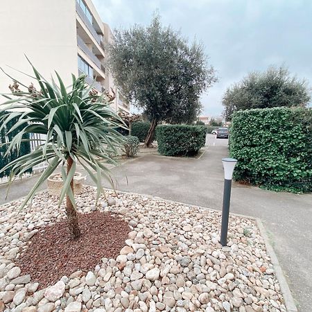 Studio Calme Avec Parking Et Ascenseur -304- Canet-en-Roussillon Exteriör bild