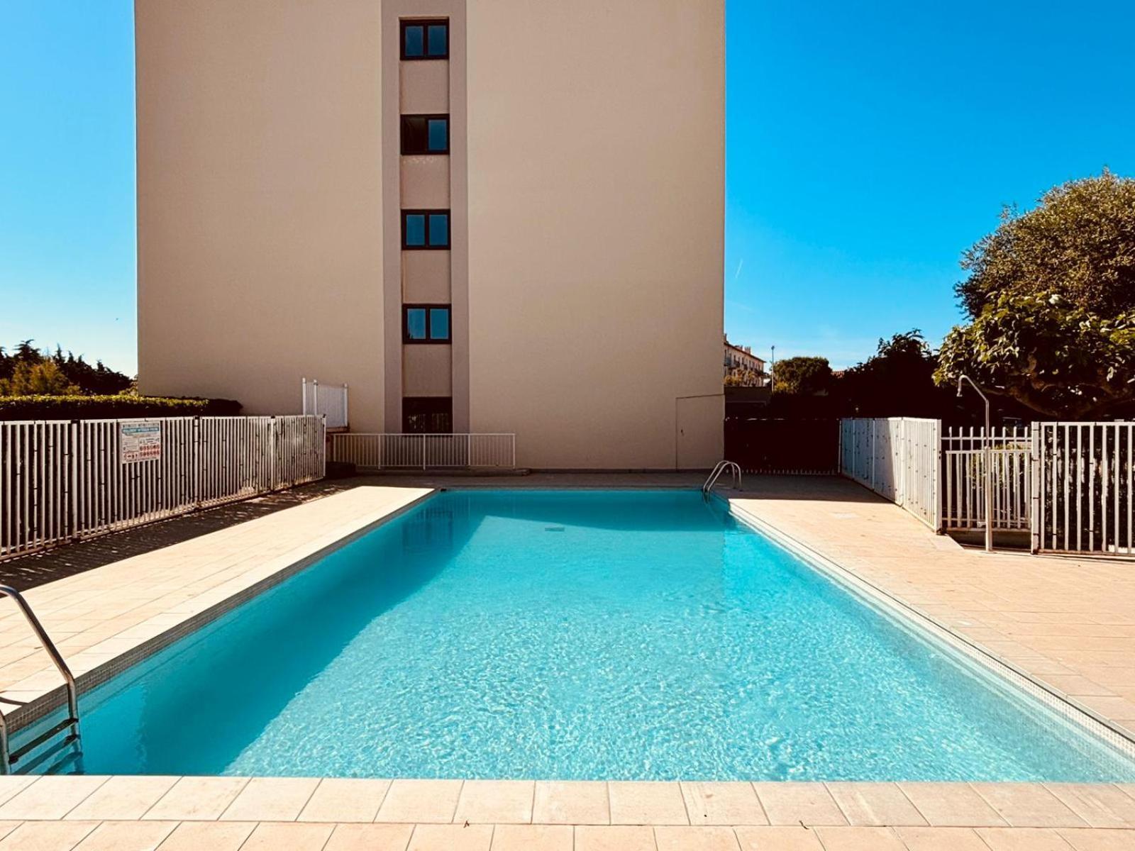Studio Calme Avec Parking Et Ascenseur -304- Canet-en-Roussillon Exteriör bild